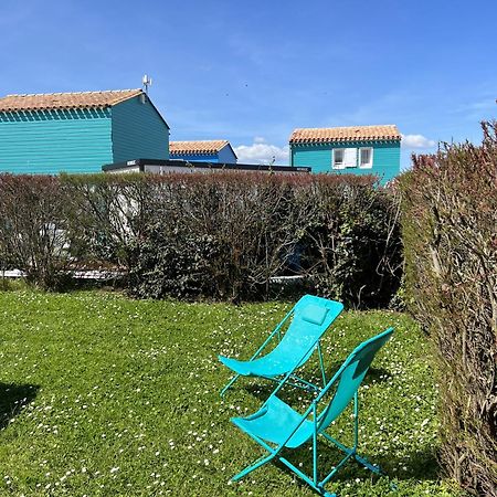 Maison Cosy Avec Piscine Partagee Le Château-dʼOléron Esterno foto