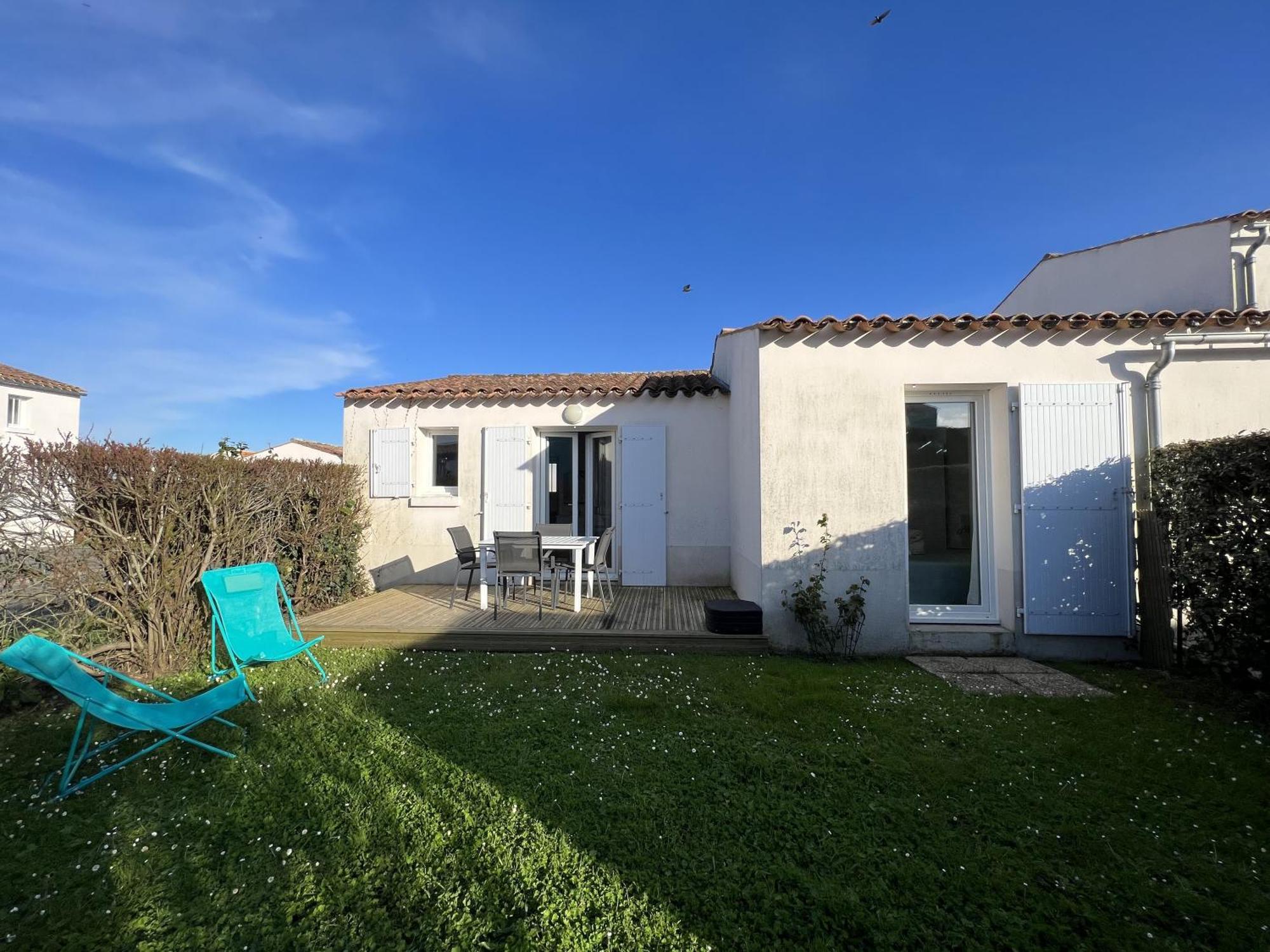 Maison Cosy Avec Piscine Partagee Le Château-dʼOléron Esterno foto